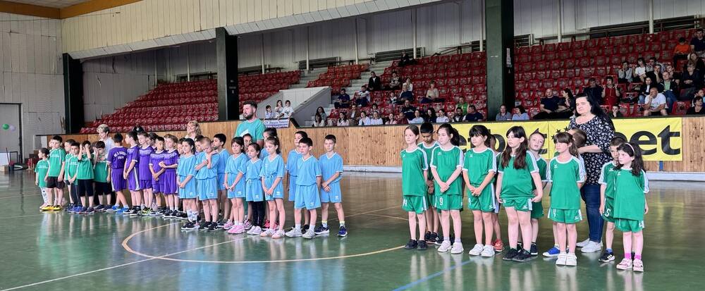 Община Ловеч: „Пламъчета сини“ даде старт на спортната седмица в Ловеч