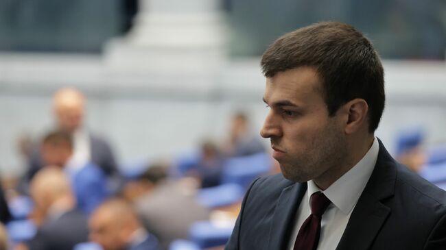 Vazrazhdane Calls “Arrogant” Behaviour of Rosen Hristov, Deniza Slateva and Vladimir Malinov at Botas Hearing