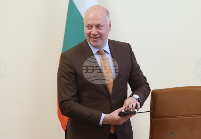 Във времена на глобални предизвикателства и конфликти силна и единна Европа е нашият щит, посочва премиерът Росен Желязков