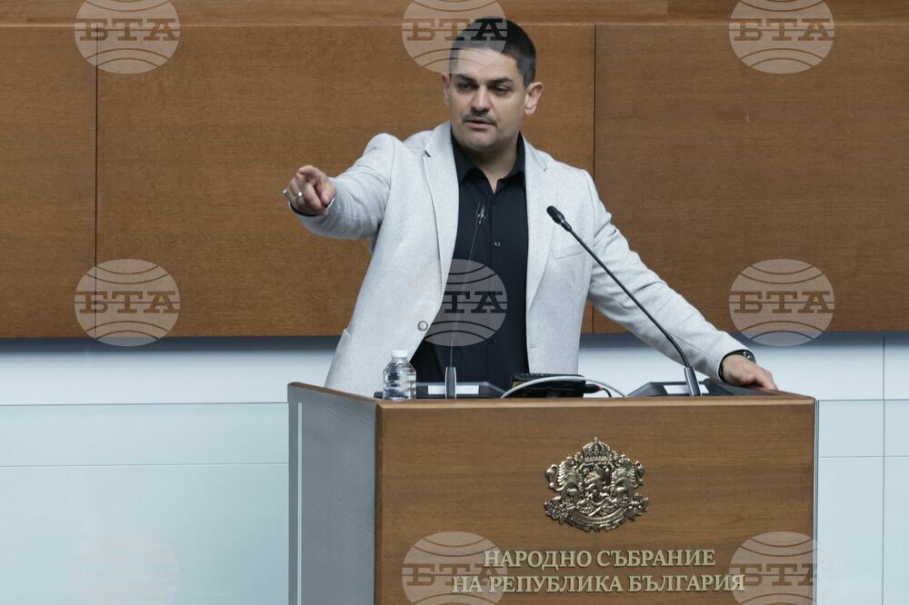 MECh to Support No-Confidence Motion Initiated by Velichie, Not by Vazrazhdane