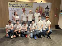 Раян Камаринчев със сребърен медал от Европейската олимпиада по експериментални науки в Загреб