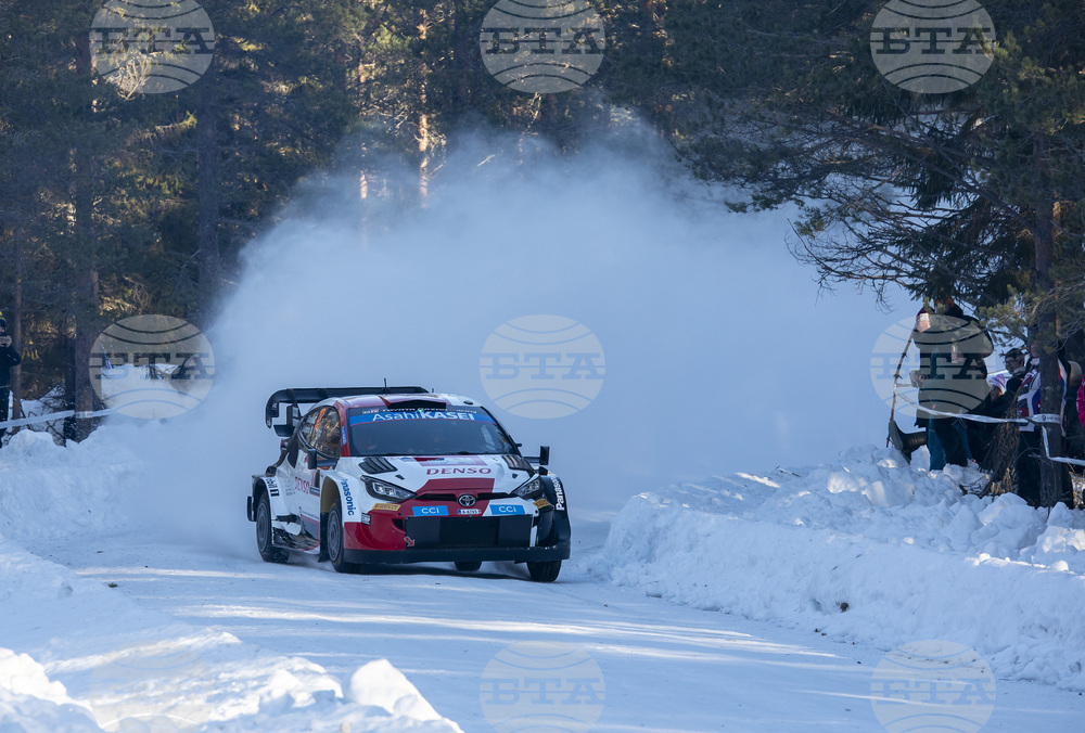 Такамото Кацута поведе в автомобилното рали Швеция