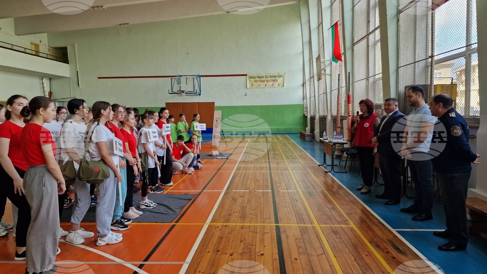 Разград - първа долекарска помощ - ученици - състезание