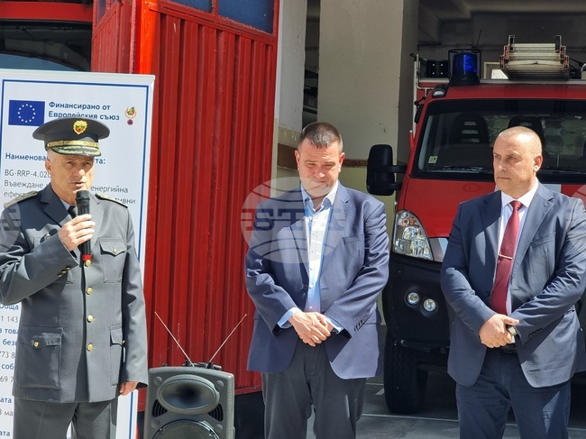 Три административни сгради на пожарната в Кърджали ще бъдат енергийно обновени