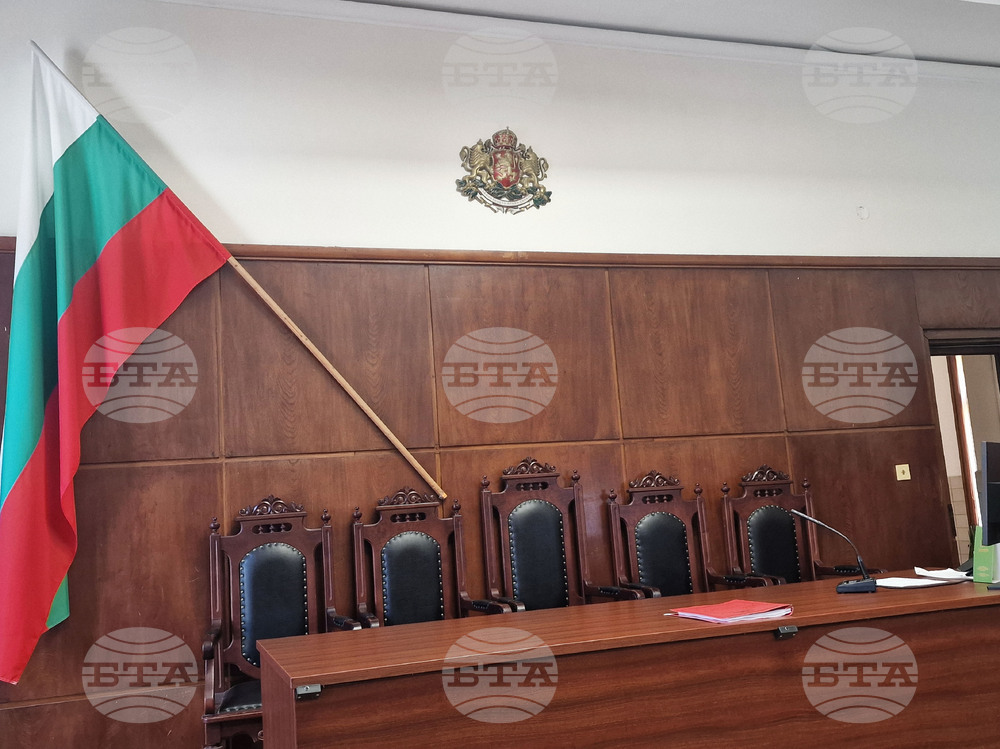 Съдът насрочи дело за нападение на журналистически екип в Хасково, по което обвиняеми са баща и син