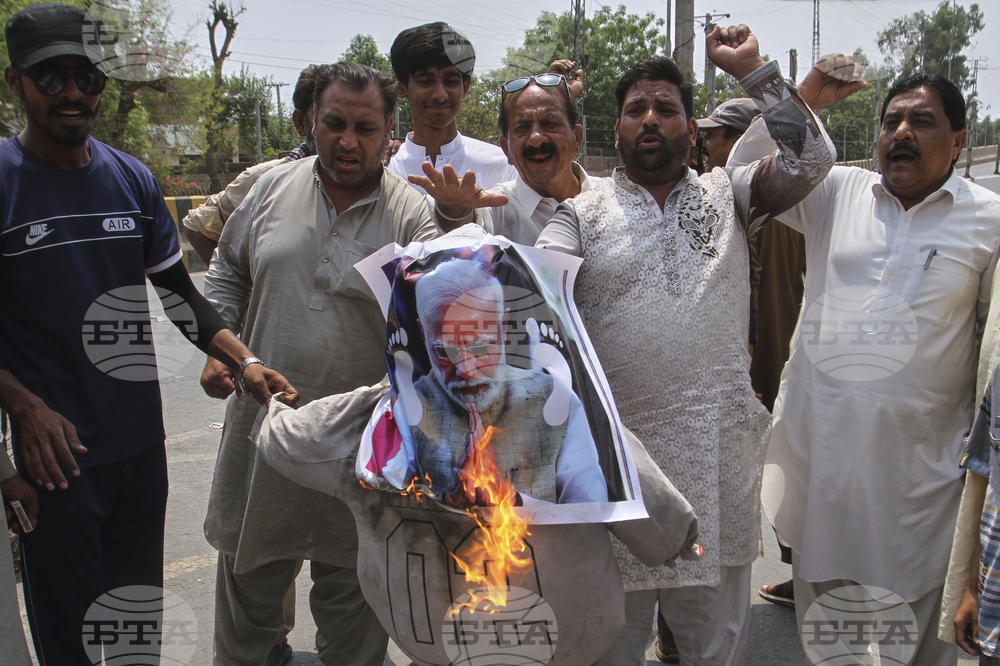 Pakistan India