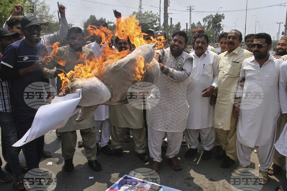 Pakistan India