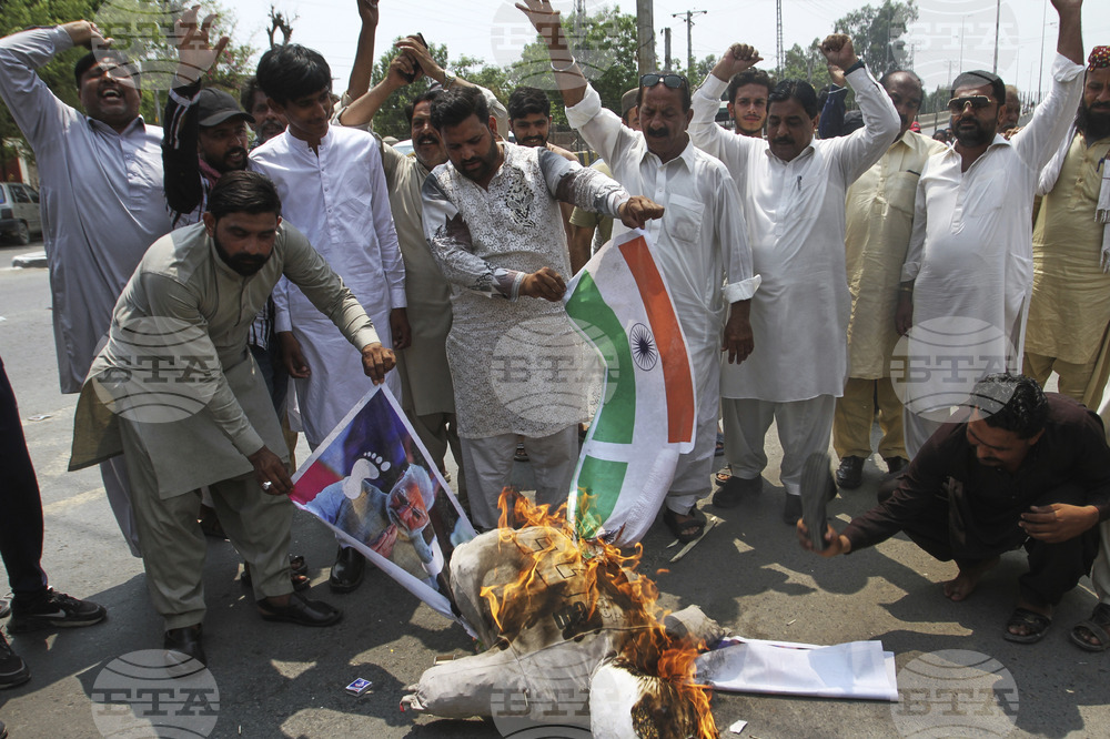 Pakistan India
