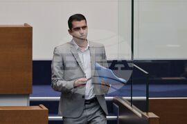 Парламент - заседание