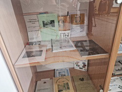 Пазарджик - Гимназия - изложба - STEM център