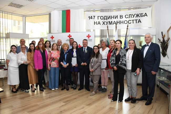 Bulgarian Red Cross Honours Contributors on World Red Cross Day and Red Crescent Day