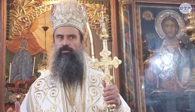 Когато има искреност и покаяние пред Бога, тогава Божията благодат очиства сърцето, каза в с. Овчарци българският патриарх Даниил