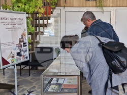 Разград - изложба - библиотека