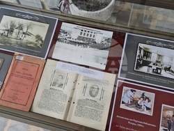 Разград - изложба - библиотека