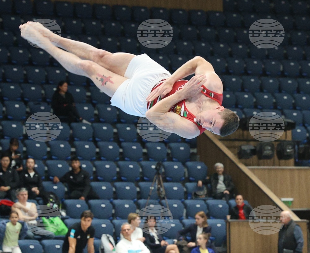 Националът по спортна гимнастика Теодор Трифонов претърпя операция на коляното
