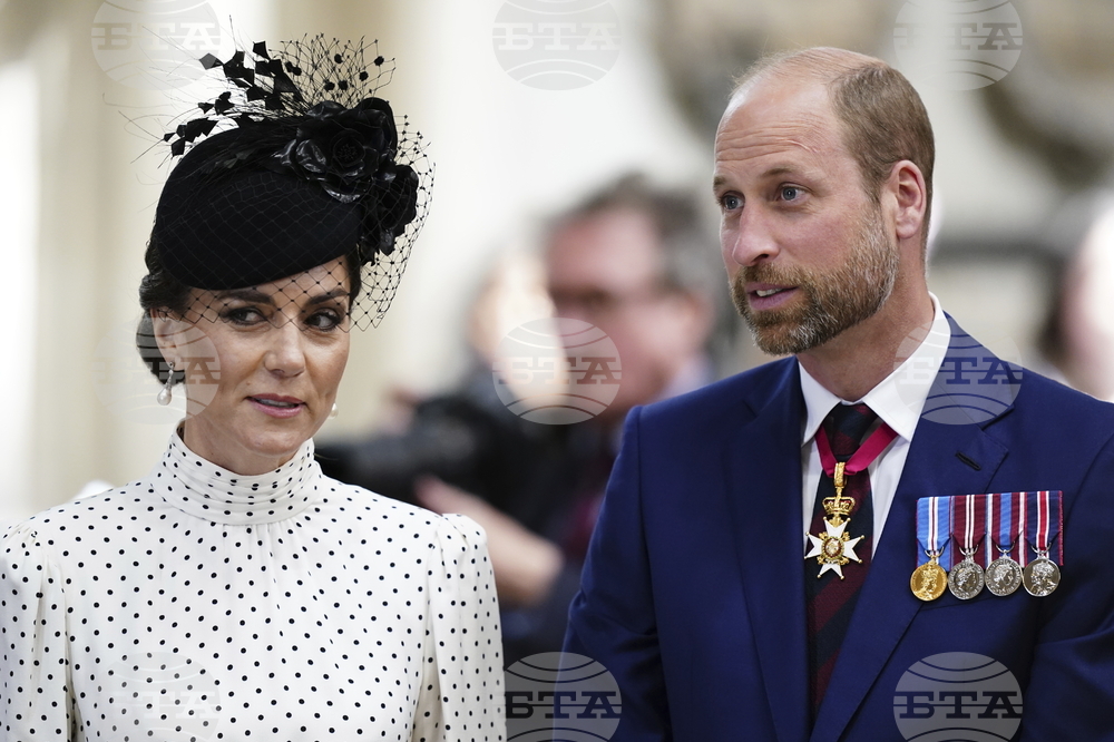Britain Royals VE Day