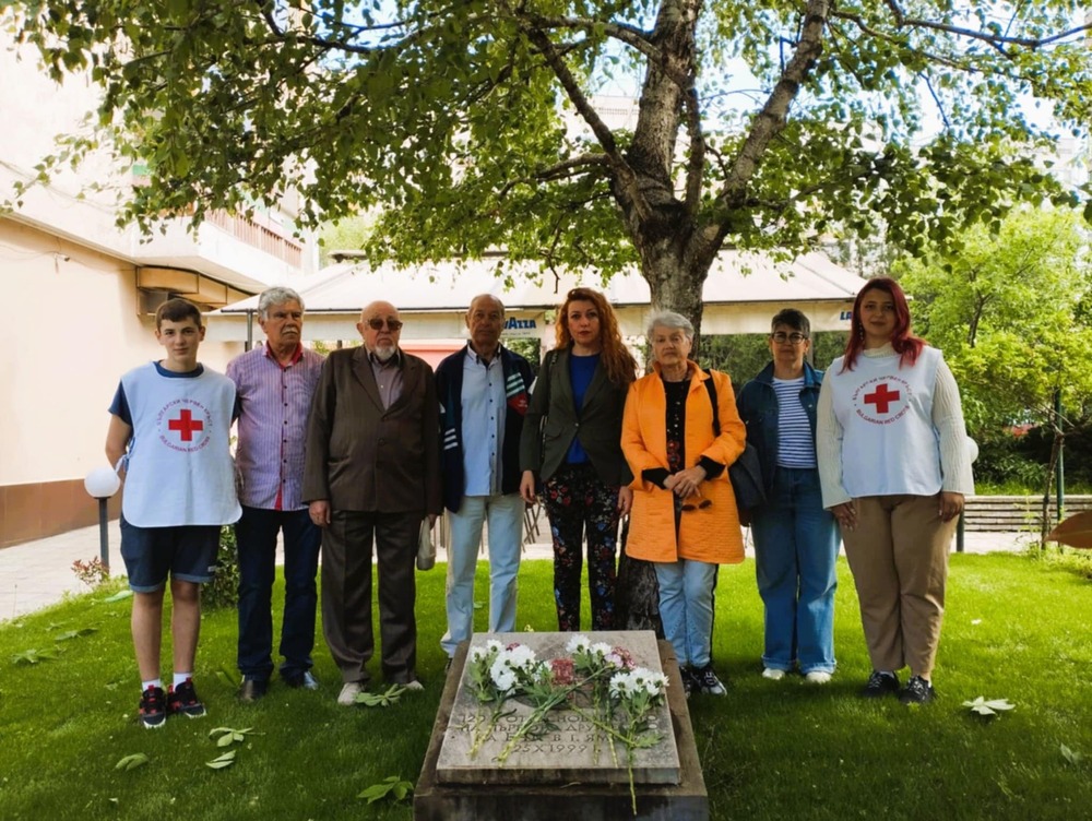 Червенокръстците в Ямбол отбелязаха Световния ден на Червения кръст и Червения полумесец