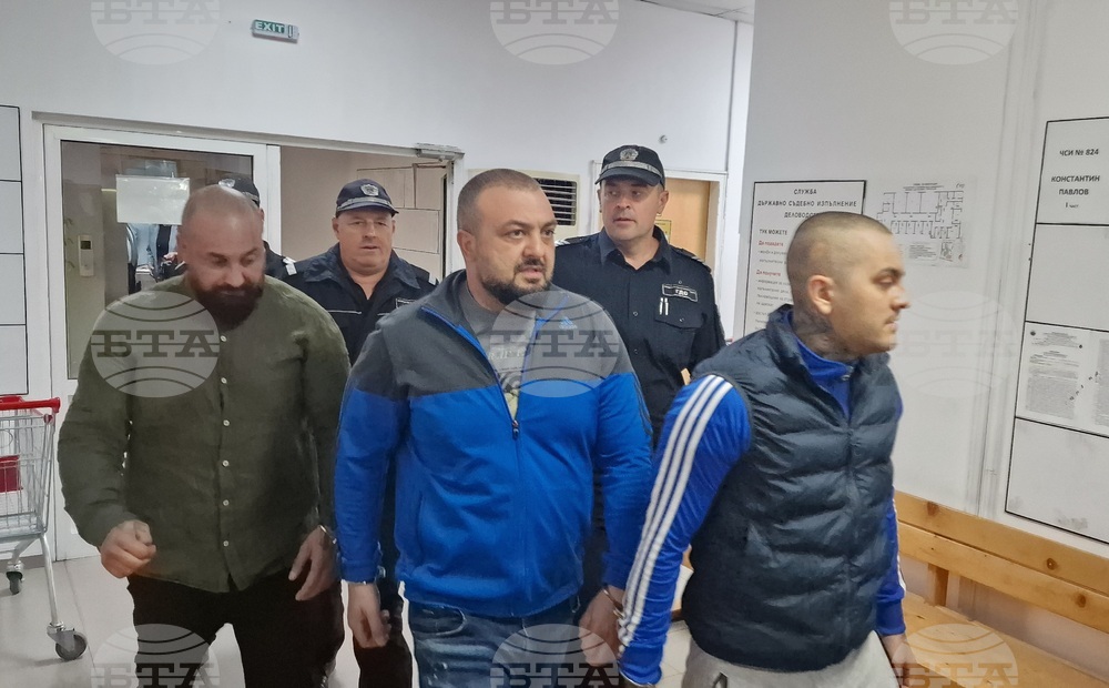 Районният съд в Пловдив постанови мярка "парична гаранция" от по 2000 лева на тримата мъже, обвинени за побой