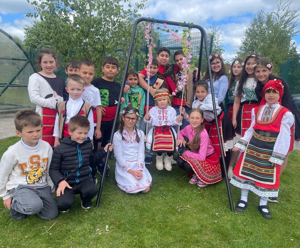 Учениците от училище „Иван Вазов“ в Престън и Ланкастър отбелязаха Гергьовден 