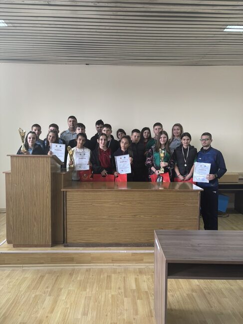 Отборът на ОУ „Любен Каравелов“ от Попово е победител в областното ученическо състезание за защита при бедствия, пожари и извънредни ситуации