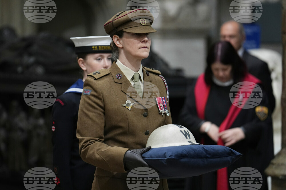 Britain Royals VE Day