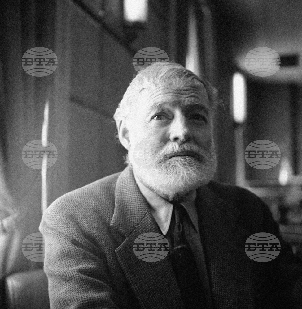 „Всичко, което е далеч от морето, е провинция“ не е цитат от Хемингуей, показва проучване