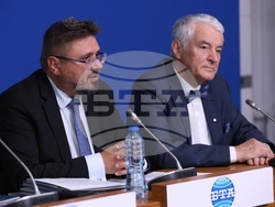 Национален пресклуб на БТА-София - Българска телеграфна агенция - Български червен кръст - договор за медийно партньорство