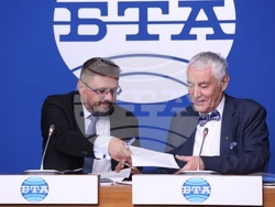 Национален пресклуб на БТА-София - Българска телеграфна агенция - Български червен кръст - договор за медийно партньорство