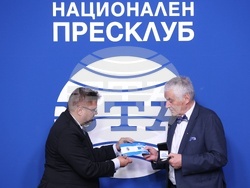 Национален пресклуб на БТА-София - Българска телеграфна агенция - Български червен кръст - договор за медийно партньорство