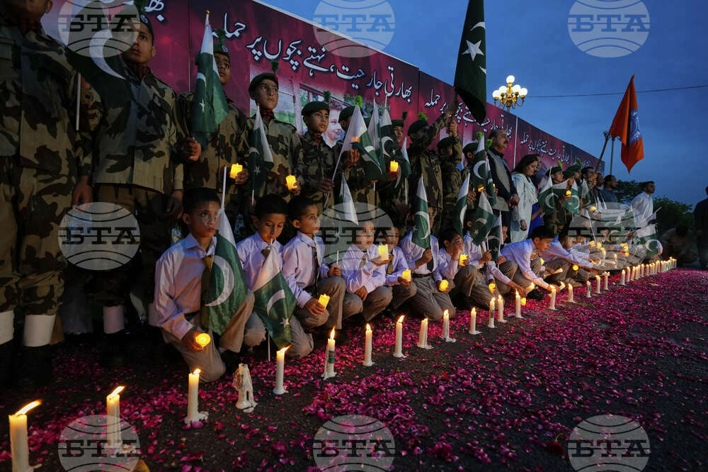 Pakistan India