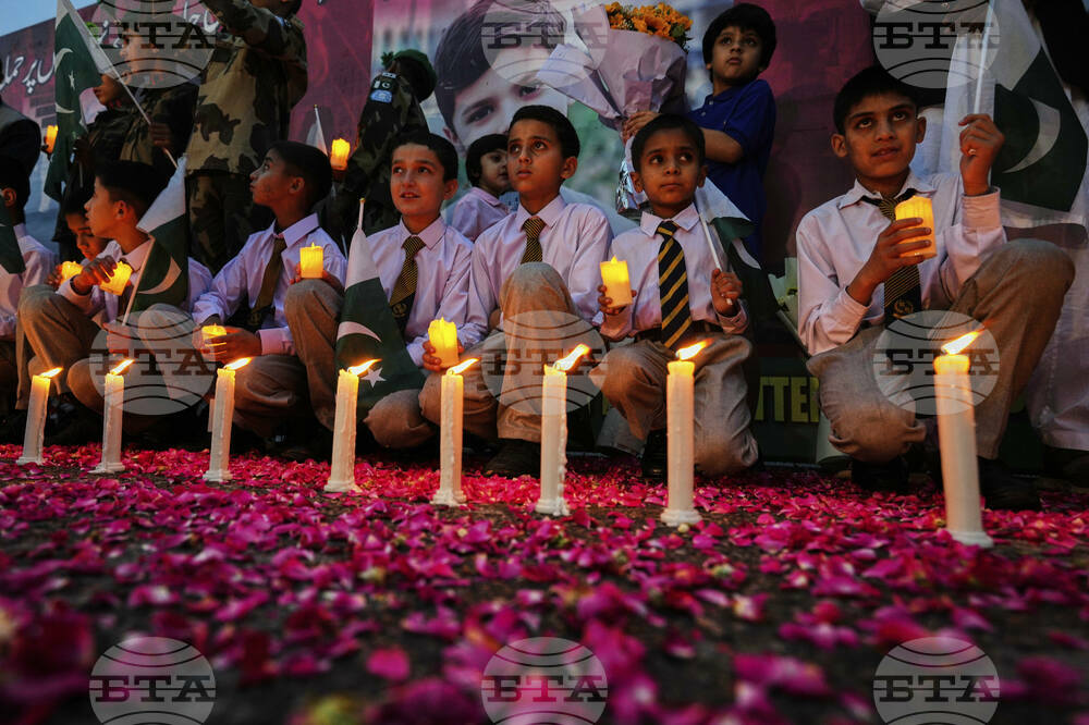Pakistan India
