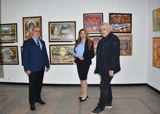 Георги Георгиев на изложба, посветена на Русе: Днес заставаме пред самото лице на Русе, създадено обаче не от тухли и камък, а от вдъхновение и порив към изящното