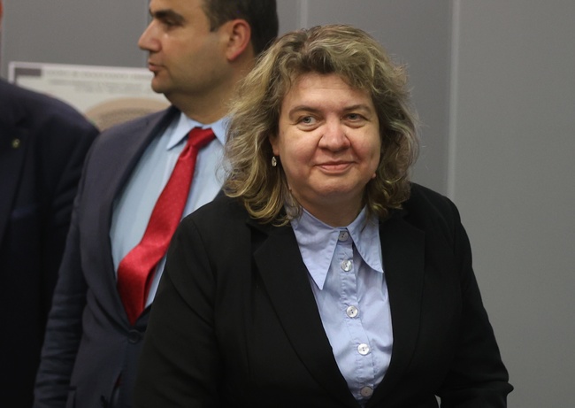 Председателят на парламента Наталия Киселова ще поздрави участниците във фестивала „В подножието на Асара“ в Николаево