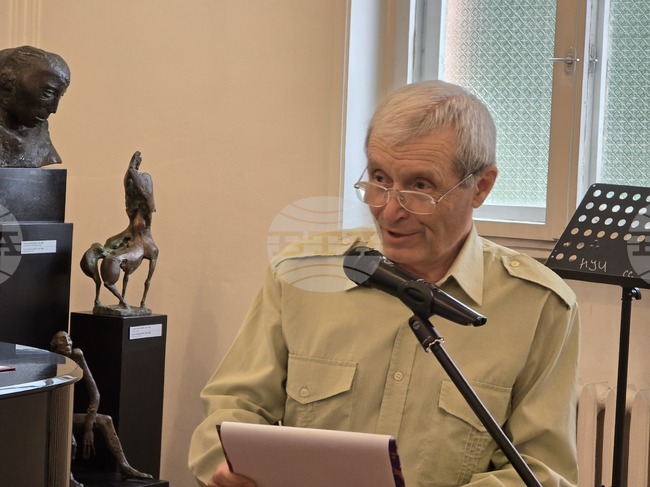 Литературно четене по повод Деня на Европа и 80 години от края на Втората световна война организира в Плевен местното Сдружение „Дружество на писателите“ 