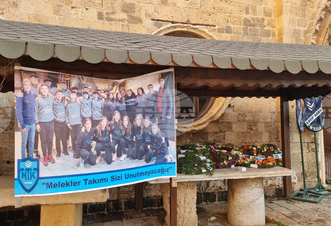 Кипър - Фамагуста - погребение - деца 