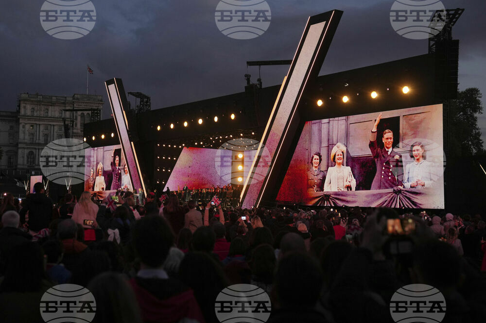 Britain Royals VE Day