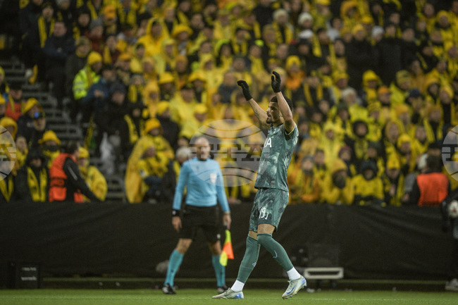 Доминик Соланке изрази надежда, че Тотнъм може да спечели Лига Европа