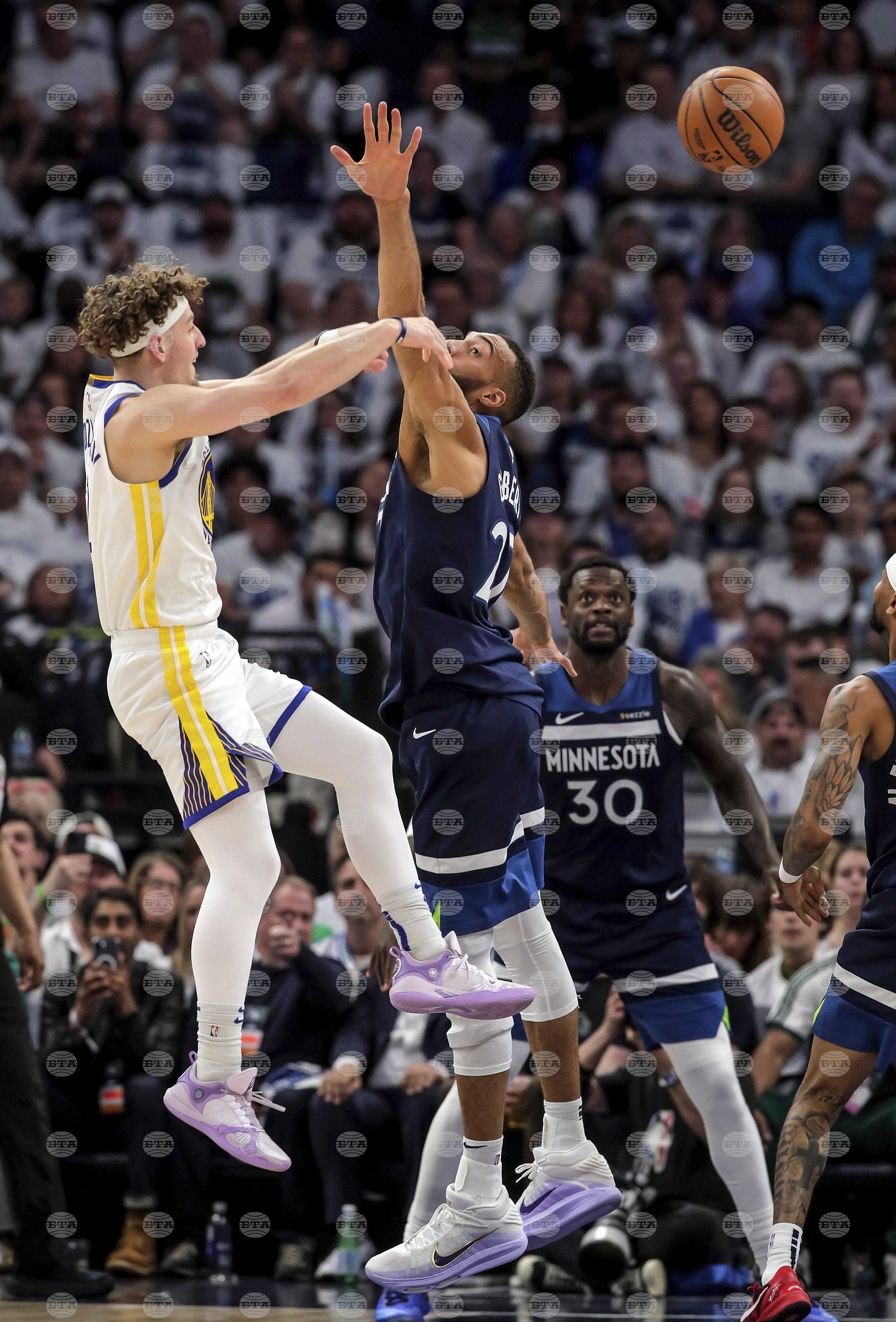 Warriors Timberwolves Basketball