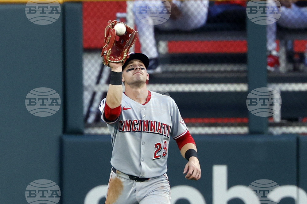 Reds Braves Baseball