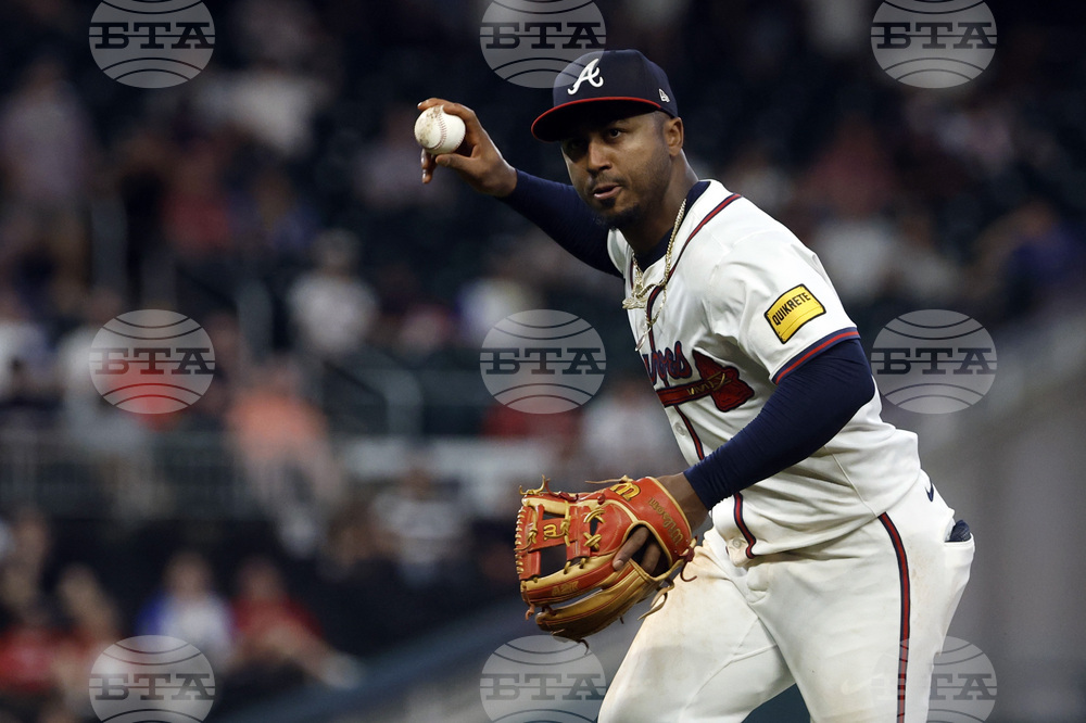 Reds Braves Baseball