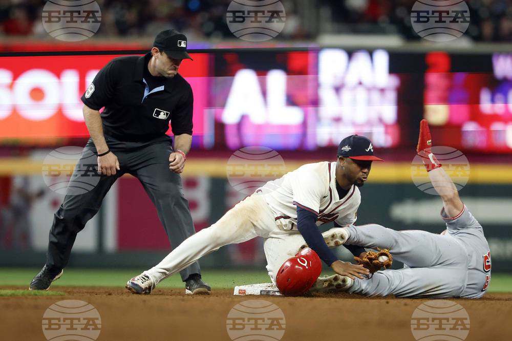 Reds Braves Baseball