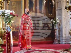 Бургас - храм "Св. Св. Кирил и Методий" - Летен Никулден - Света литургия