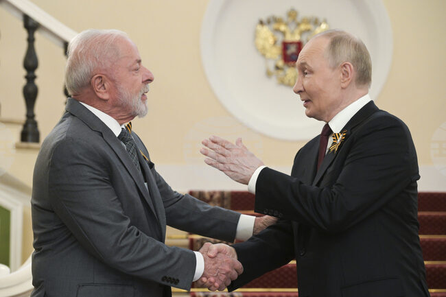 Бразилският президент е обсъдил мира в Украйна с Владимир Путин преди срещата с Тръмп в Аляска