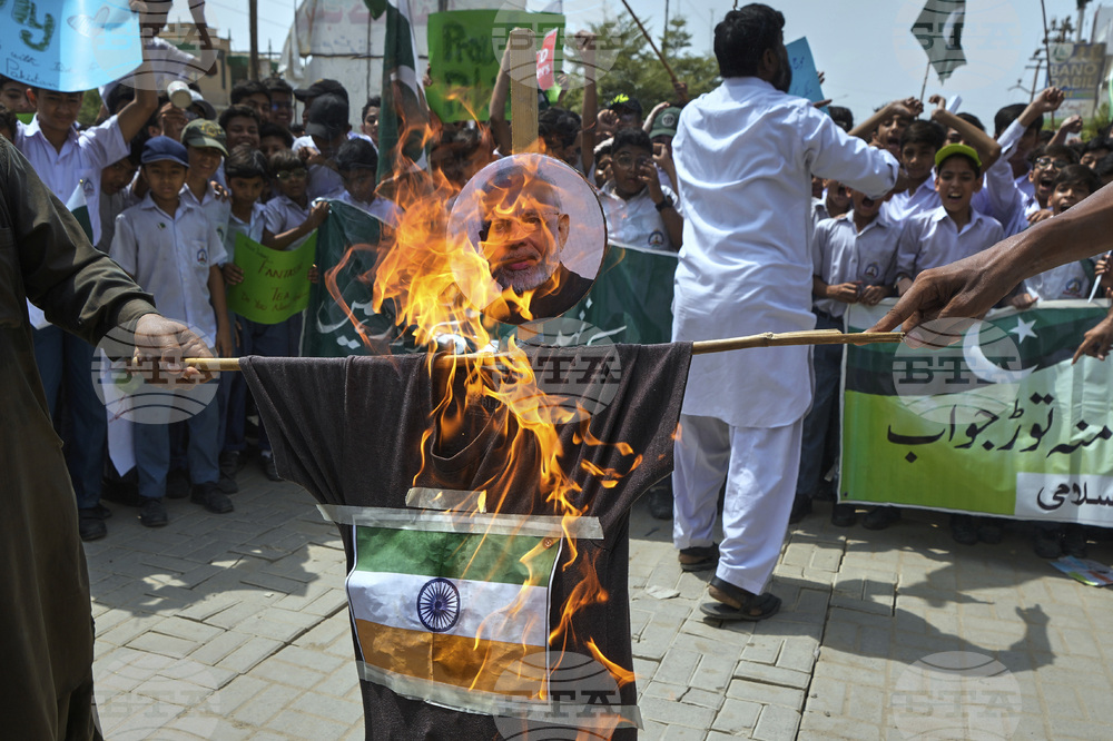 Pakistan India