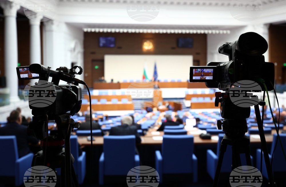 Парламентът подкрепи на първо четене законодателни мерки срещу проблемите с необслужвани кредити