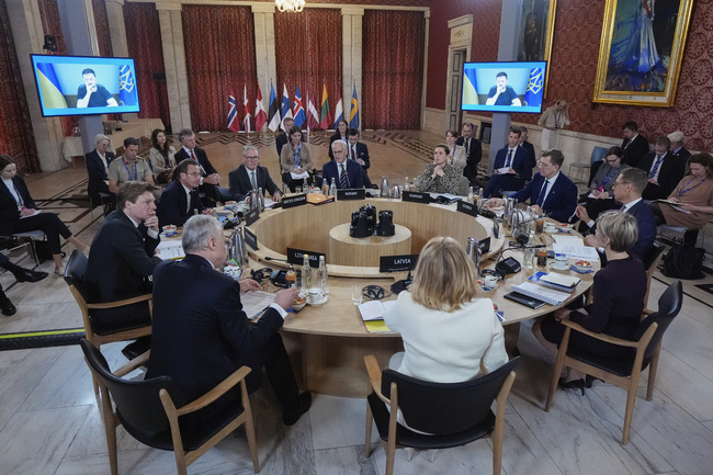 Зеленски и европейски партньори са в подкрепа на 30-дневно мирно споразумение, каза украинският президент