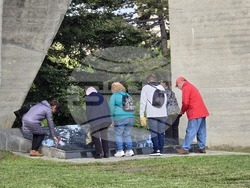 Добрич - Паметник на загиналите във Втората световна война - поклонение