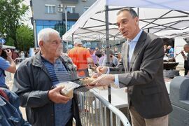 Бургас - Димитър Николов - Летен Никулден - пункт за раздаване на храна