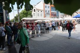 Бургас - Димитър Николов - Летен Никулден - пункт за раздаване на храна