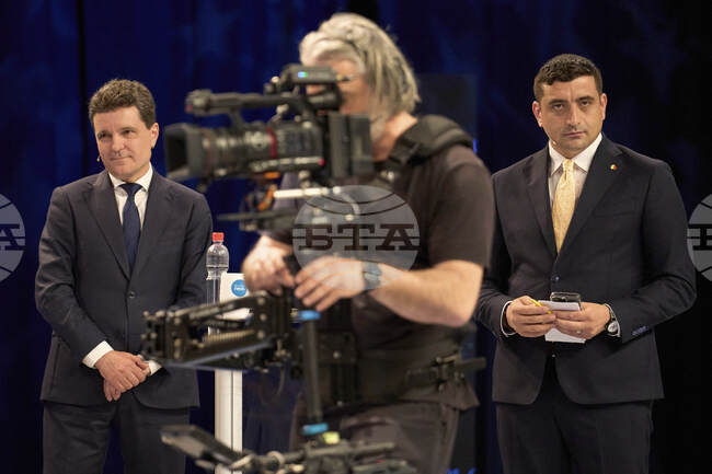 Джордже Симион обвини Еманюел Макрон в диктаторски тенденции; Никушор Дан се извини от негово име 